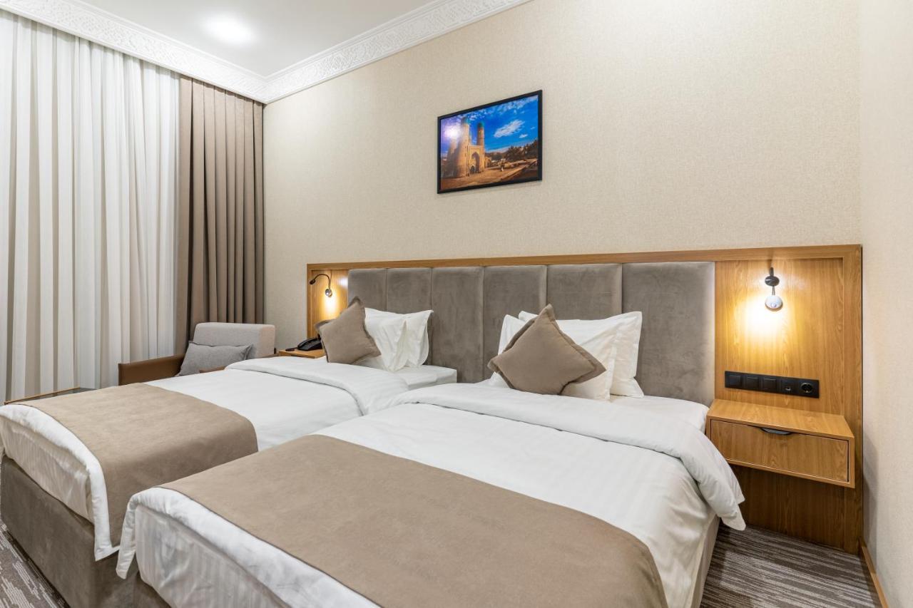 Mirzo Hotel Tasken Kültér fotó